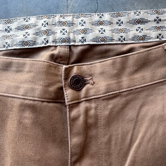 Pendleton Woolen Mills Jeans Men's 42x34 Khaki Straight Leg Flat Front Pants - Picture 4 of 15